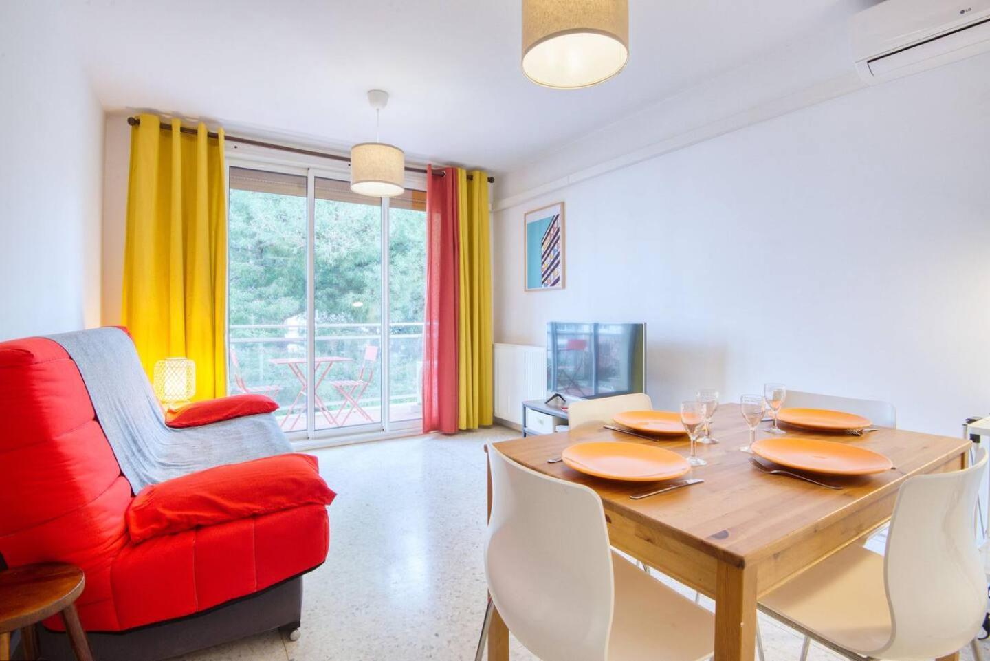 Tiboulen - Avec Terrasse Pointe Rouge Apartment
